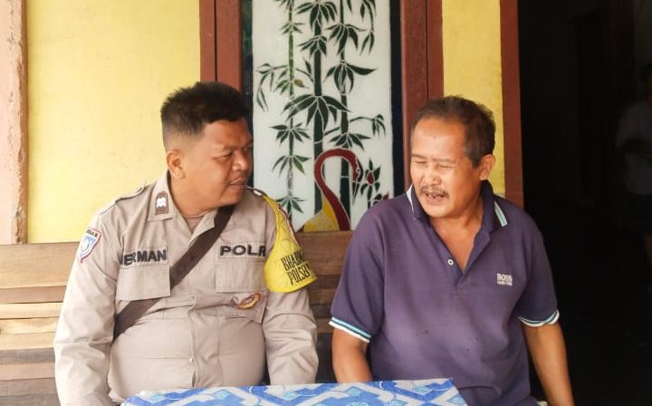 Bhabinkamtibmas Polsek Padang Tualang Jalin Kedekatan Lewat Sambang Warga