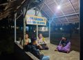Bhabinkamtibmas Polsek Salapian Cek Pos Satkamling, Perkuat Keamanan Lingkungan Bersama Warga