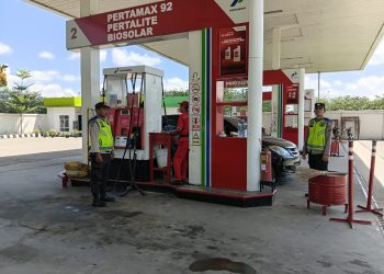 Polsek Padang Tualang Laksanakan Patroli, Monitoring Ketersediaan BBM di SPBU