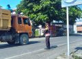 Bhabinkamtibmas Kuala Turun ke Jalan, Bantu Pelajar Menyeberang