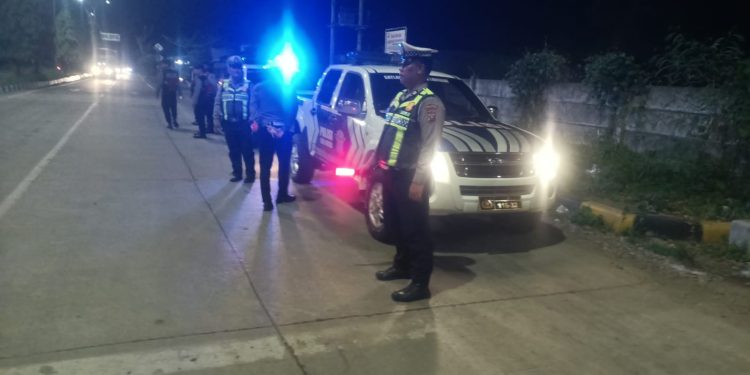 Antisipasi Geng Motor hingga Balap Liar, Satlantas Polres Langkat Gelar Patroli UKL di Stabat