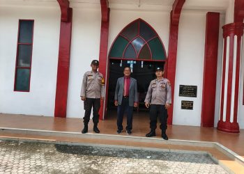 Polsek Pangkalan Susu Patroli Gereja, Pastikan Ibadah Minggu berlangsung Aman Dan Lancar