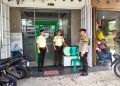 Bhabinkamtibmas Polsek Besitang Perkuat Kewaspadaan dan Kenalkan Layanan 110