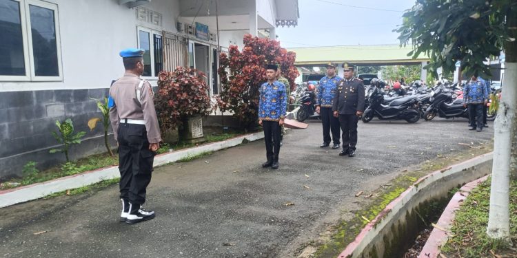 Lapangan Kantor Camat Dipadati Ratusan Massa Gabungan, Ternyata Polsek Hinai Sosialisasi Pertemuan Akbar Ini!