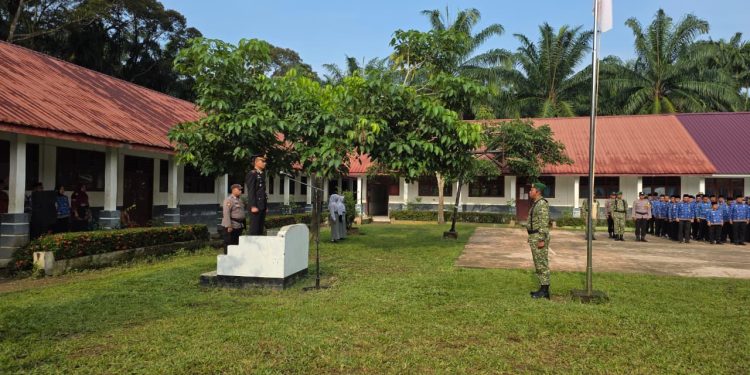 Kapolsek Bahorok Pimpin Upacara Hari Kesaktian Pancasila di SMK/SMA Pemda Bahorok