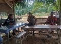 Sambangi Warga di Limau Mungkur, Bhabinkamtibmas Pematang Jaya Buka Ruang Aspirasi