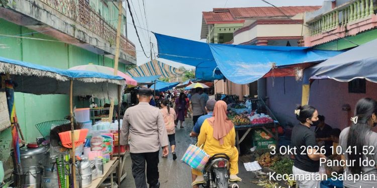 Patroli di Pasar Tradisional, Polisi Salapian Atur Lalu Lintas dan Jaga Kamtibmas