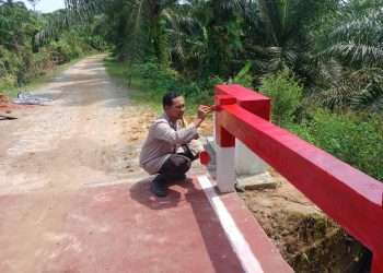 Personel Polsek Gebang Turun Tangan, Jembatan Merah Putih