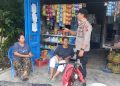 Sambangi Warga Kelurahan Kebun Lada, Bhabinkamtibmas Hinai Perkuat Silaturahmi dan Kamtibmas