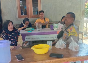 Bhabinkamtibmas Secanggang Sampaikan Pesan Kamtibmas
