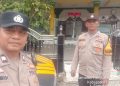 Saat Warga Salat Zuhur, Personel Polsek Pangkalan Susu Patroli di Masjid