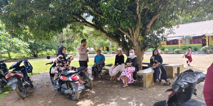 Bhabinkamtibmas Bahorok Ingatkan Bahaya Bermain di Sungai