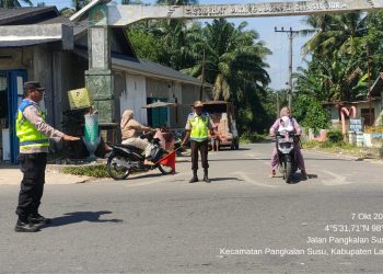 Pulang Sekolah Lebih Aman, Polisi Hadir di Persimpangan MIN 9 Langkat