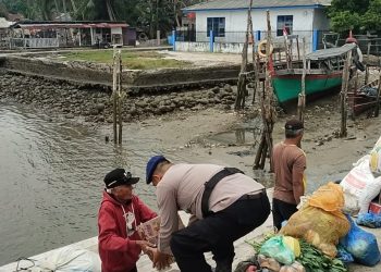 Intensifkan Klaster Pencegahan, Sat Polairud Polres Langkat Kawal Kebutuhan BBM hingga Pesisir Teluk Aru