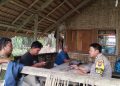 Wujudkan Lingkungan Kondusif, Bhabinkamtibmas Padang Tualang Sosialisasi Layanan Bantuan 110