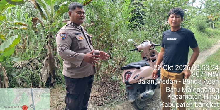 Bukan Sekadar Patroli Biasa! Bhabinkamtibmas Polsek Hinai ‘Blusukan’ ke Batu Melenggang Bawa Misi Cooling System dan Bebas Judi Online