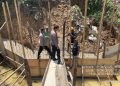 Capai 25 Persen, Polsek Salapian Cek Pengecoran Pondasi Jembatan Merah Putih Polri di Kutambaru